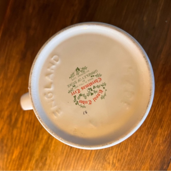 Royal Tudor Christmas Tree Coffee Mug Made in England. - Picture 3 of 6